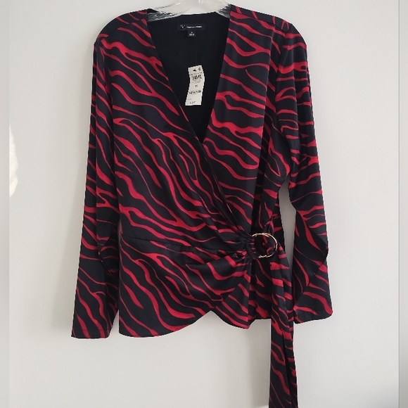 I.N.C. International Concepts Plus Size Surplice Wrap Blouse NWT 1X - Picture 2 of 8